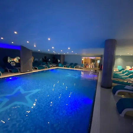 Luxury Home Lc Golem  Buitenkant foto